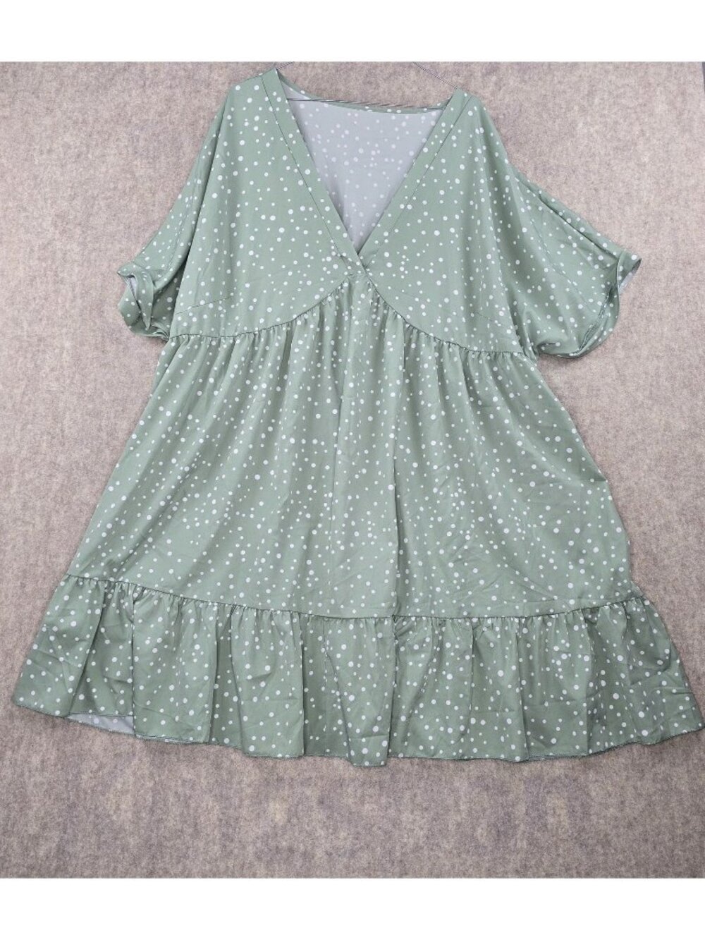 Green Polka Dot Plus Size Ruffle Hem Dress 7XL Lightweight 100% Polyester V-Neck